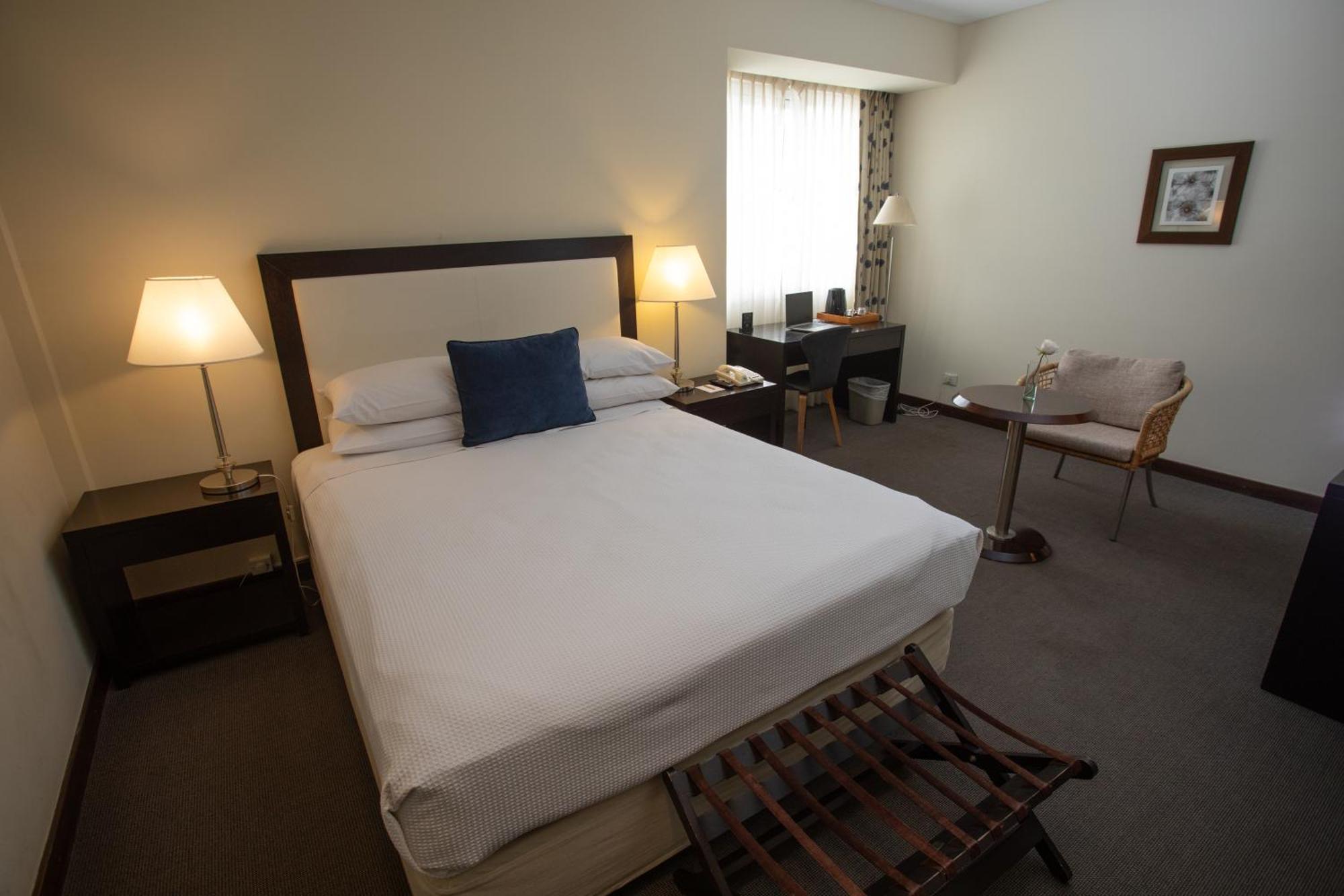 Hotel Peninsula Valdes ปวยร์โตมาดริน ภายนอก รูปภาพ